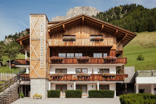 Image: Costa Burjada in the heart of Alta Badia