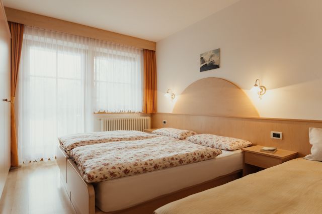 Family apartment in Alta Badia Image: Apartment 2