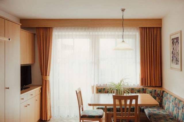 Family apartment in Alta Badia Image: Apartment 2