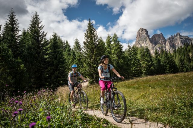 Vacanze Bike and Hike Costa Burjada in Alto Adige Immagine: Bike and Hike Costa Burjada