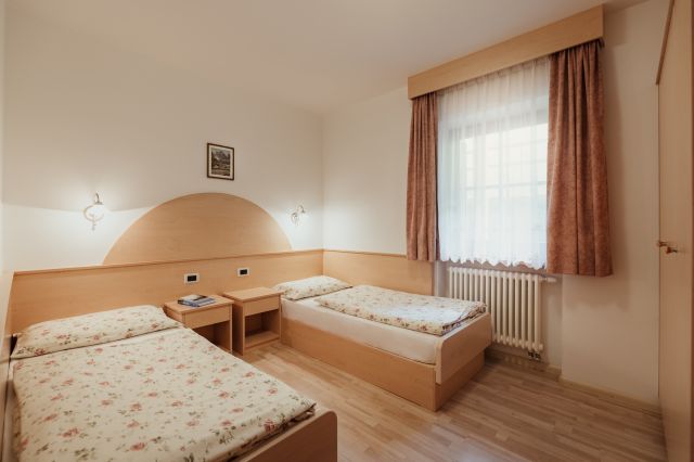 Apartment for four people in Alta Badia Image: Apartment 4